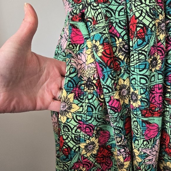 LULA ROE Floral Multicolor SHort Sleeve Midi Dress With Pockets. Size Small - Picture 3 of 13